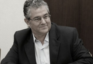 Dimitris Koutsoumpas