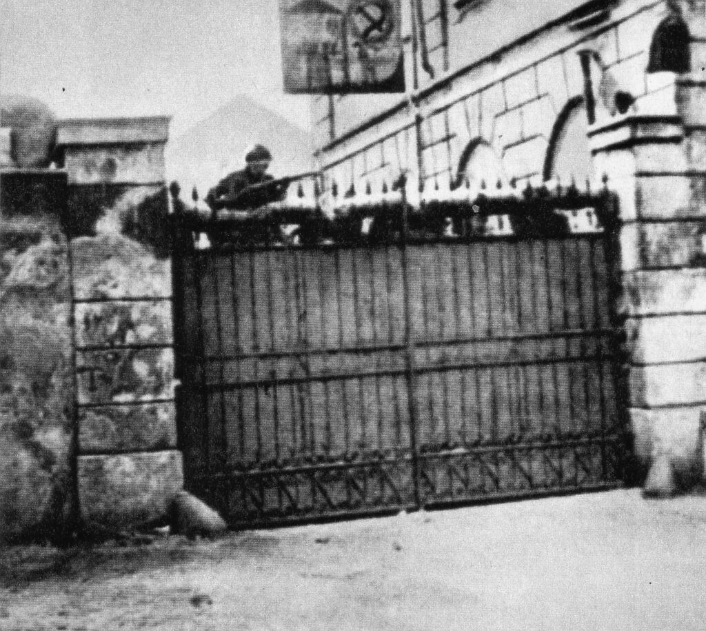 Biennio rosso settembre 1920 Milano operai armati occupano le fabbriche