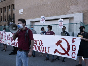 Test d'ingresso a Medicina: proteste in tutta Italia contro il numero chiuso - Sapienza