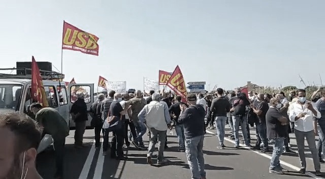 lamezia protesta tirocinanti pubblica amministrazione