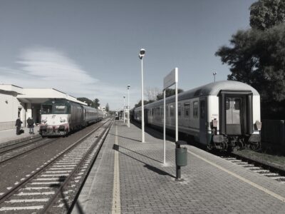 Incrocio Intercity 559 e 562 a Locri