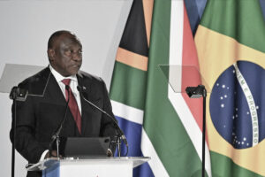 Cyril Ramaphosa, presidente sudafricano e organizzatore del vertice