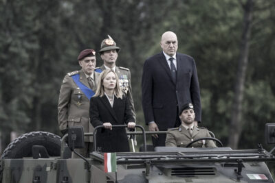 La strategia bellicista dell’Italia: un’analisi delle ultime iniziative del governo Meloni