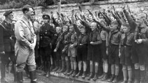 Uno studio sul partito nazista come strumento dei capitalisti