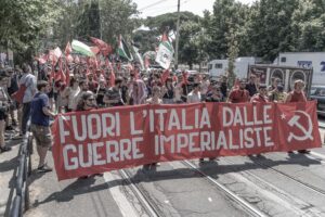 Sul criminale vertice NATO dell'Aia