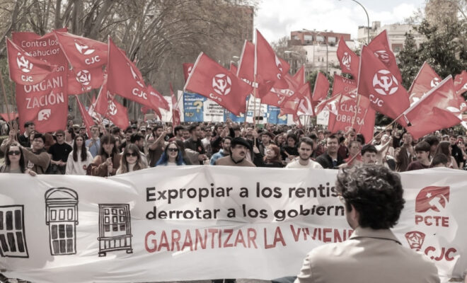 Rispondere alla crisi abitativa con i pugni chiusi: centralità e trasversalità rivoluzionaria nel movimento per l'abitare