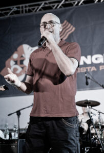 Trent'anni di una band schierata: intervista a Rastablanco (Radici nel Cemento)