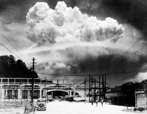 A 80 anni da Hiroshima e Nagasaki: una riflessione sul rischio atomico
