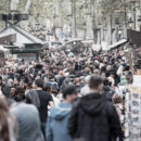 Turismo da record, salari da miseria: l’altra faccia del successo spagnolo